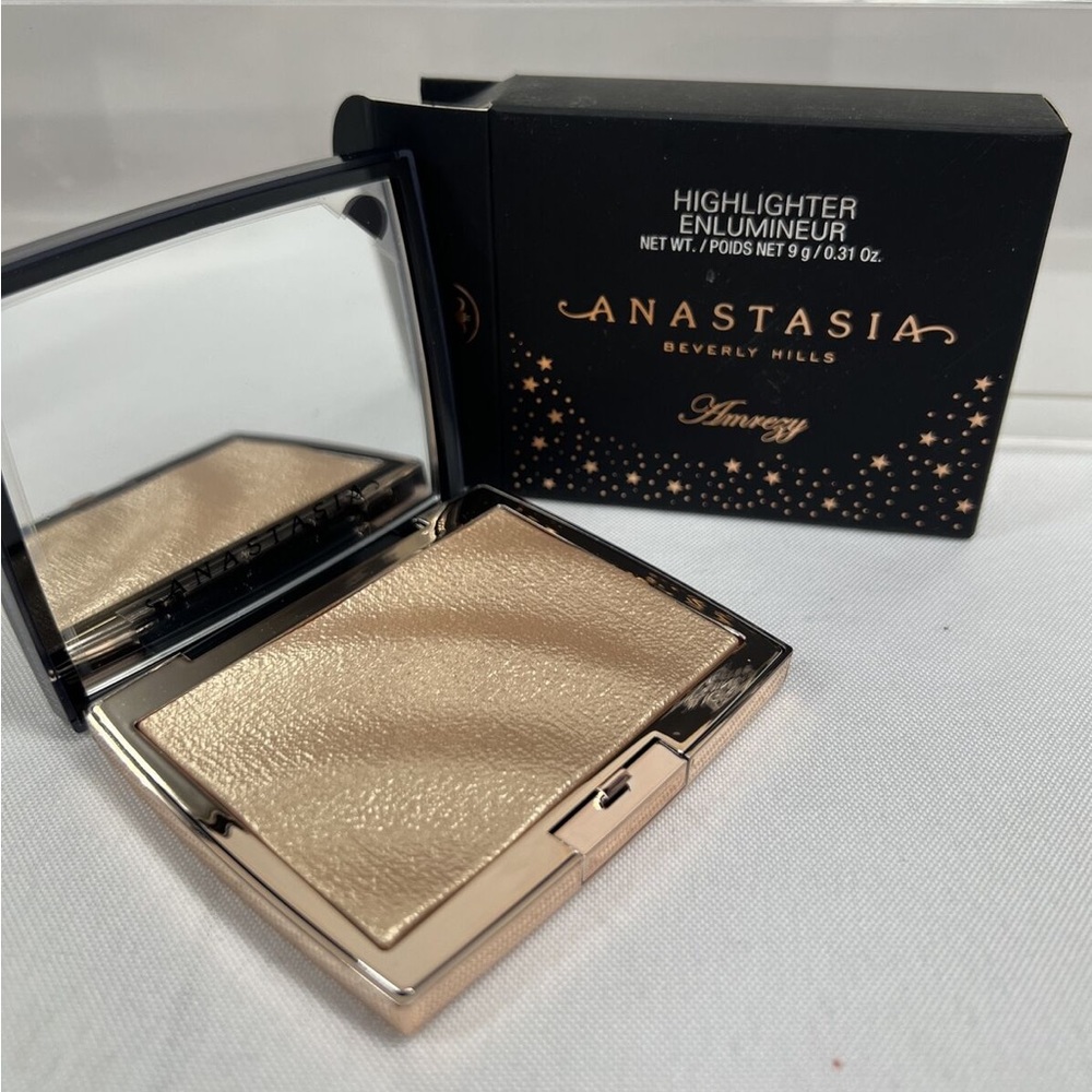 ABH X Amrezy highlighter